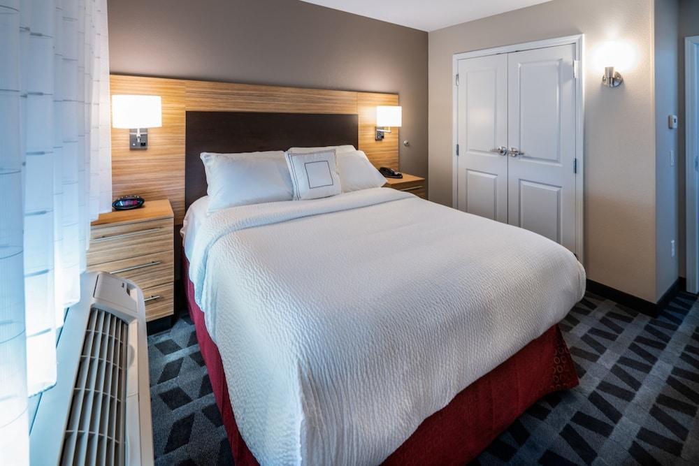 Towneplace Suites By Marriott Milwaukee Oak Creek Bagian luar foto