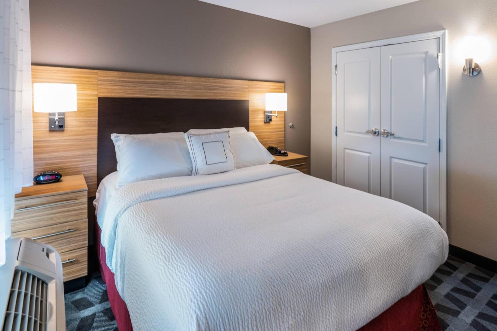 Towneplace Suites By Marriott Milwaukee Oak Creek Bagian luar foto