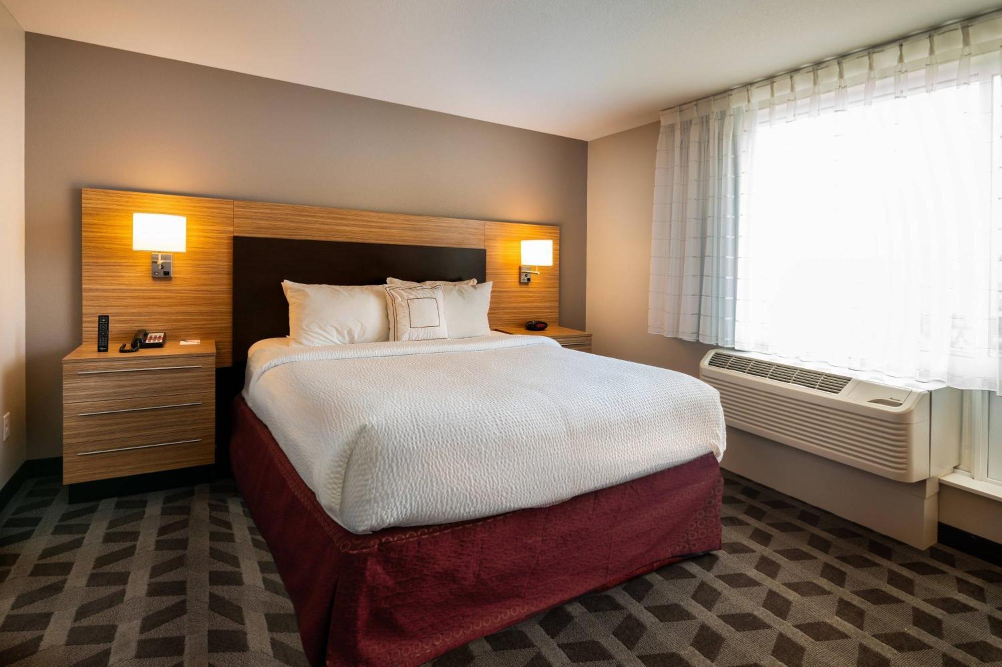 Towneplace Suites By Marriott Milwaukee Oak Creek Bagian luar foto