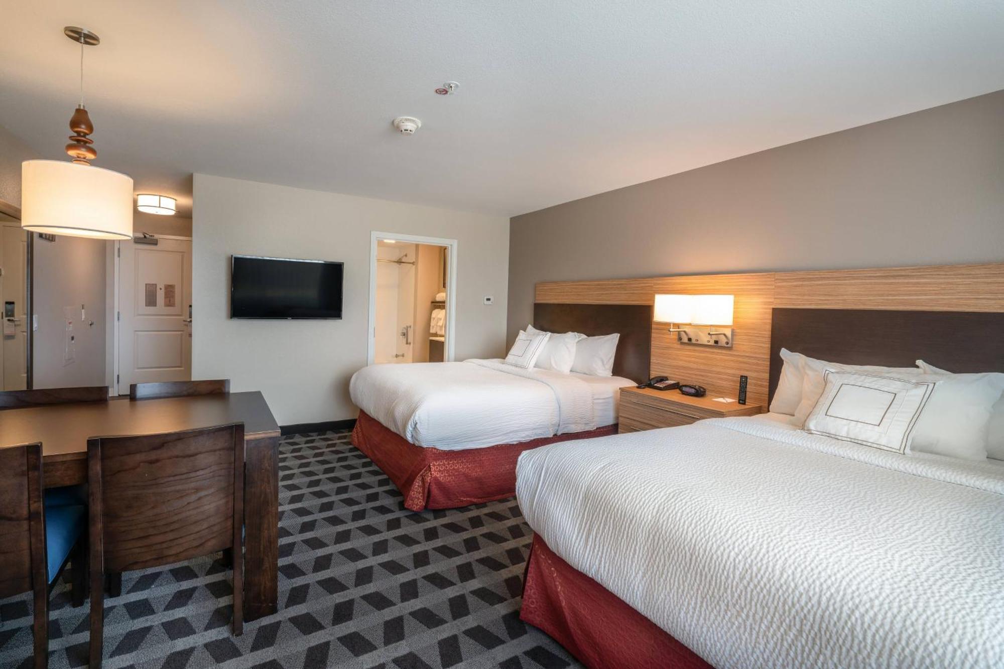 Towneplace Suites By Marriott Milwaukee Oak Creek Bagian luar foto