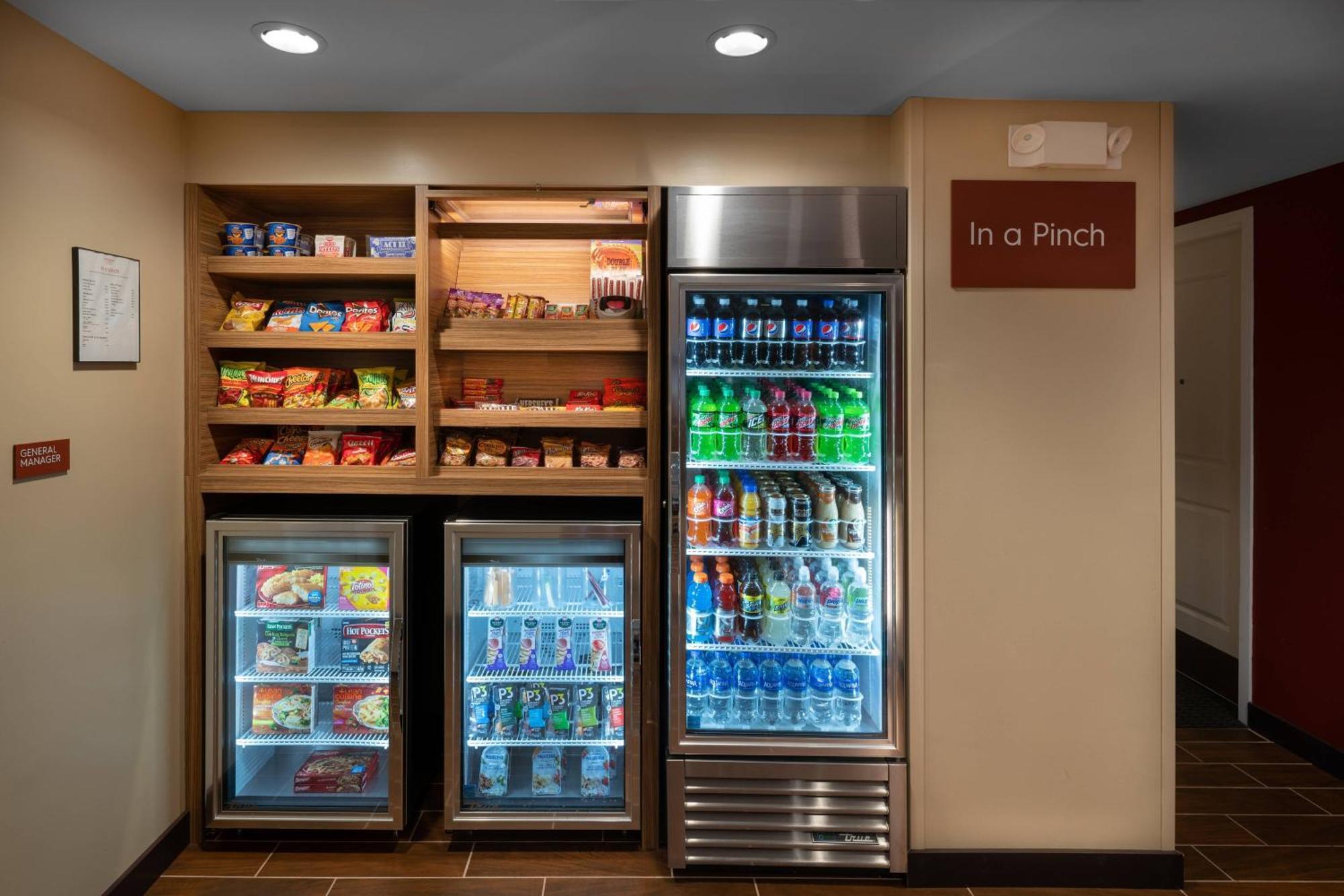 Towneplace Suites By Marriott Milwaukee Oak Creek Bagian luar foto